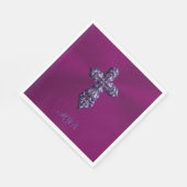 エンボスに見えるゴシック様式の十字架で紫とモノグラム スタンダードランチョンナプキン (角)