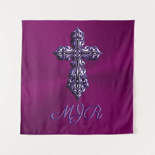 エンボスに見えるゴシック様式の十字架で紫とモノグラム タペストリー (正面)
