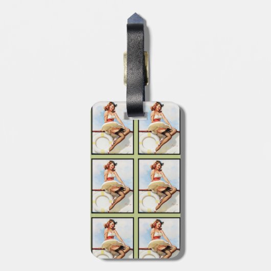 エンボスのモノグラムが付いているヴィンテージの航海のなピン ラゲッジタグ (裏面縦)