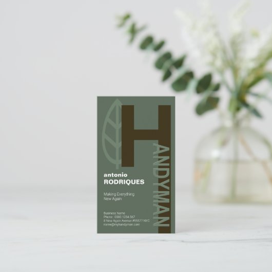 エンボスの創造的なアルファベットHの便利屋サービス 名刺 (スタンド正面)