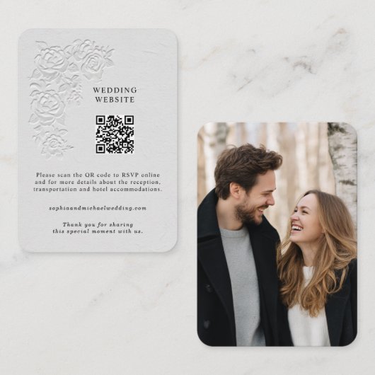 （エンボス加工された白いバラのクローズドカード） エンクロージャーカード (正面/裏面)