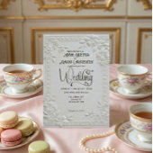 エンボス加工の花柄ホワイトフォーマルウェディング 招待状