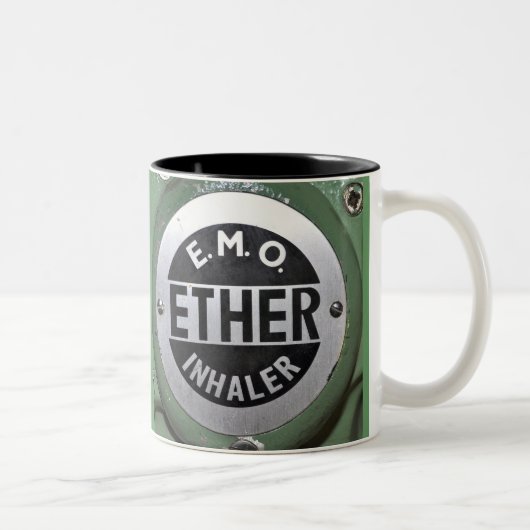 エーテルの吸入器のコーヒー・マグ ツートーンマグカップ (右)