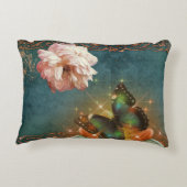 エーテル蝶《写真》ぼけ味と牡丹ティール（緑がかった色）と桃 アクセントクッション (裏面)