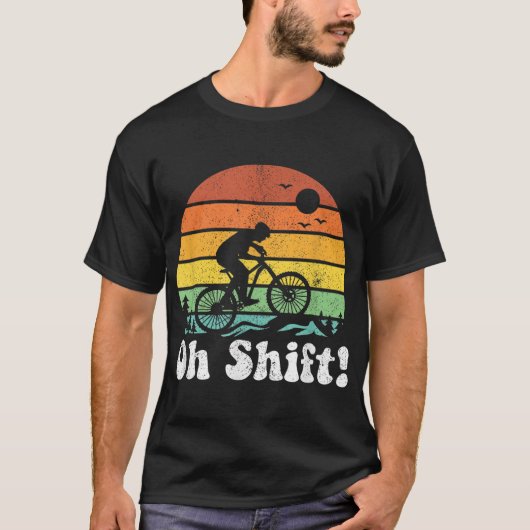 オおもしろいシフトマウンテンバイクライダーサイクリングレトロシー Tシャツ (正面)