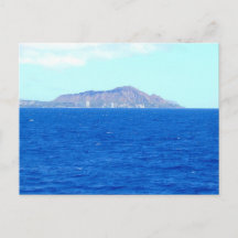 オアフ島の太平洋から見たダイヤモンドヘッド火山
