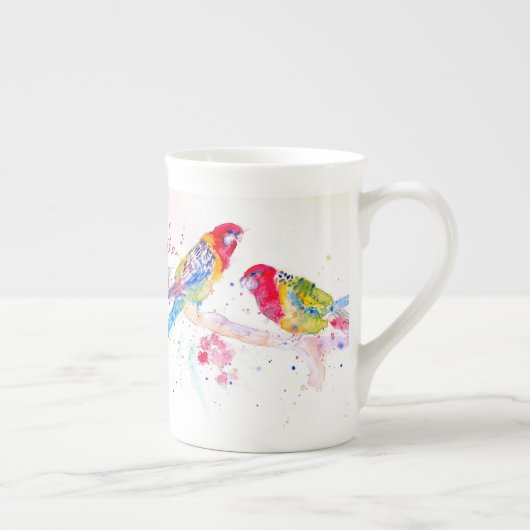 オウム絵を描アート水の色の赤カラフル青 ボーンチャイナマグカップ (右)