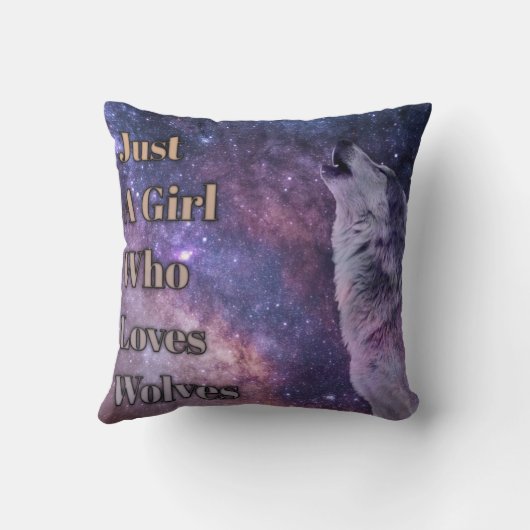 オオカミが好きな女の子野生の狼男。 クッション (裏面)