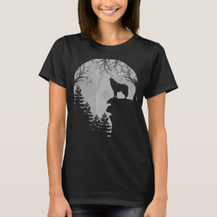 オオカミが月で泣いている Tシャツ