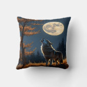 オオカミが満月の下で秋の森で遠吠え クッション (裏面)