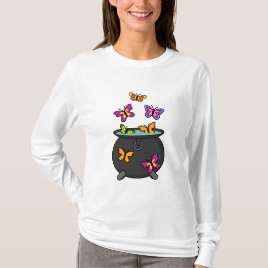 オオカミの幻想的な蝶 Tシャツ (正面)