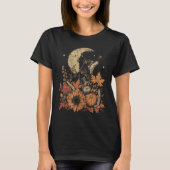 オオカミの秋の月と花の芸術 Tシャツ (正面)
