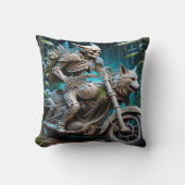 オオカミの頭を取り付けたチョッパーのスケルトン クッション (正面)