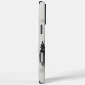 オオカミは霧がかった森の中を凝視する Case-Mate iPhoneケース (裏面 / 右)