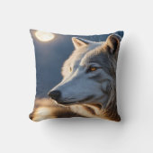 オオカミ威厳のあるが満月の反射を見る クッション (正面)