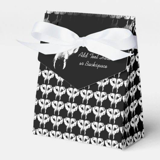 オオカミ犬のギフトボックスをパーソナライズしたハスキーのギフトボックス フェイバーボックス (正面サイド)