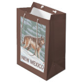 オオカミStandingNewメキシコ ミディアムペーパーバッグ (正面アングル)