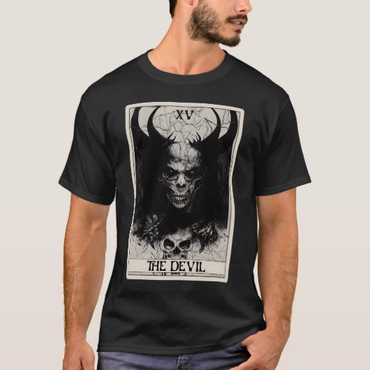 オカルトダークホラー悪魔タロットカード Tシャツ (正面)