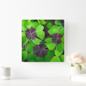 オカ葉リスズ – 赤と緑 スクエア壁時計 (ホーム)