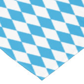 オクトーバーフェストのバイエルンの青および白媒体パターン テーブルクロス (アングル)