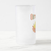 オクトーバーフェストのマグ フロストグラスビールジョッキ (中央)