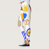 オクトーバーフェストのレギンス レギンス (左)