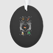 オクトーバーフェストスケルトン手ハートフラグGerman オーナメント (正面)