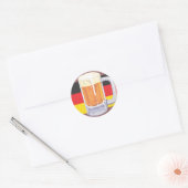 オクトーバーフェストビールとドイツ国旗 ラウンドシール (封筒)