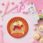 オクトーバーフェストビールグラスオンレッド金ゴールド日が差すこと7" ペーパープレート (パーティー)