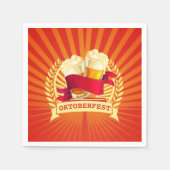 オクトーバーフェストビールグラスオンレッド金ゴールド日が差すこと スタンダードカクテルナプキン (正面)