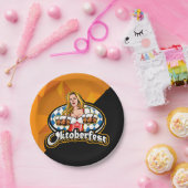 オクトーバーフェストビールスティーンズウーマンサービングパーティー9" ペーパープレート (パーティー)