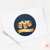 オクトーバーフェストビールステインお祝いパーティー ラウンドシール (封筒)