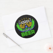 オクトーバーフェストビールフェスティバルネオンオンブラック ラウンドシール (封筒)