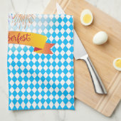 オクトーバーフェストビールフェスティバル装飾ブルーパターン キッチンタオル (四つ折り)