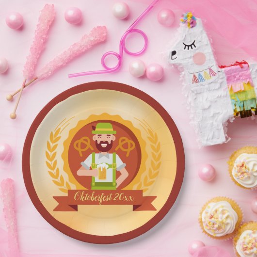 オクトーバーフェストマンインアルパインハットとビール ペーパープレート (パーティー)