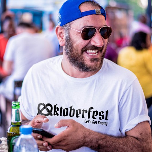 オクトーバーフェストレッツノッティタイポグラフィパンおもしろいン Tシャツ