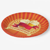 オクトーバーフェスト ビール グラス レッド ゴールド サンバースト 9" ペーパープレート (アングル)