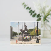 オクラホマシティー・ストックヤード・バッファローとカウボーイ ポストカード (スタンド正面)