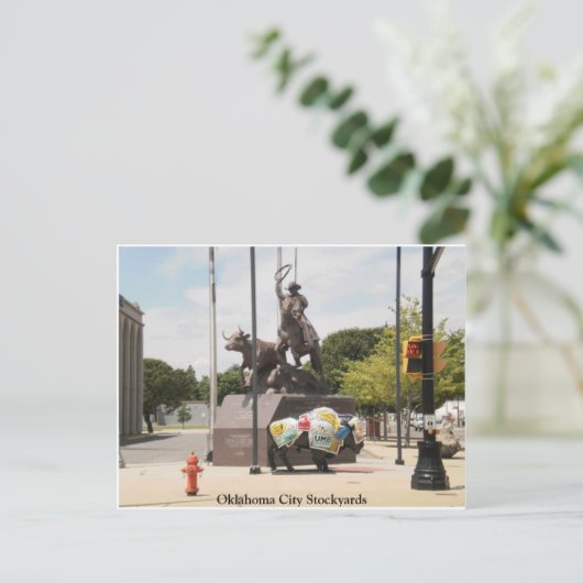 オクラホマシティー・ストックヤード・バッファローとカウボーイ ポストカード (スタンド正面)