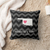 オクラホママップホーム州ラブwithオプションハート クッション (ブランケット)