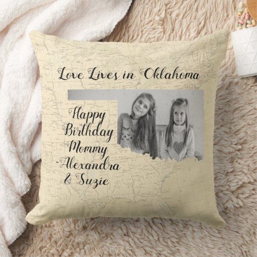 オクラホマ州に住む古い地図の愛の州の形をした写真 クッション (ブランケット)