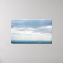 オクラホマ州オウアチタ山脈の上の曇り空