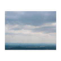 オクラホマ州オウアチタ山脈の上の曇り空