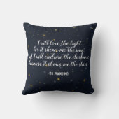 オグマンディノスターズ引用文天空 クッション (裏面)