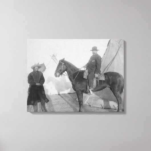 オグララのチーフ「ロッキーベア」とホワイト キャンバスプリント (正面)