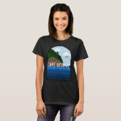 オコニー湖の飛び込み岩 Tシャツ (正面フル)