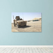 オシュコシM-ATV 2 キャンバスプリント (インサイチュ (ウッドフロア))