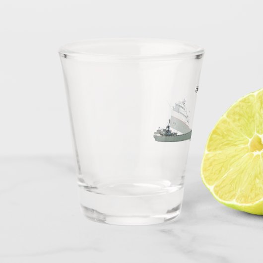 オジブウェイのショットグラス ショットグラス (左)