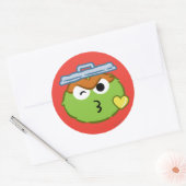 オスカーはキスの投げに直面します ラウンドシール (封筒)