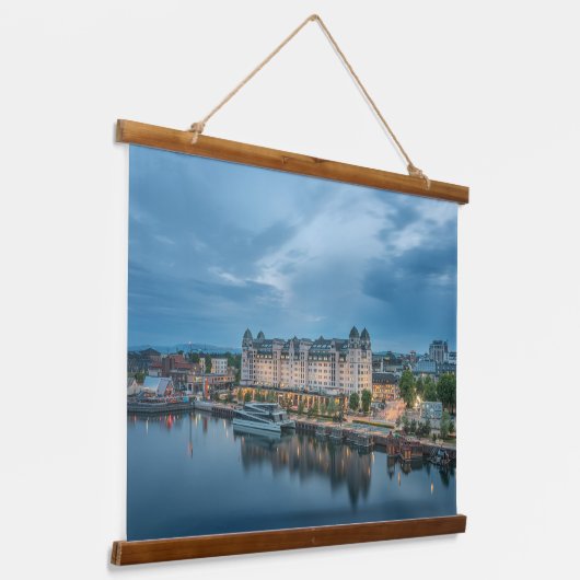 オスロノルウェー 吊り下げ型タペストリー (傾斜あり)